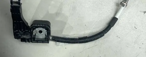 Toyota Prius (XW30) Negative earth cable (battery) 8211247 131223