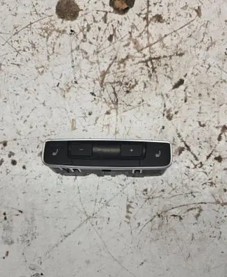 Audi A4 S4 B9 Seat heating switch 8W0919158A