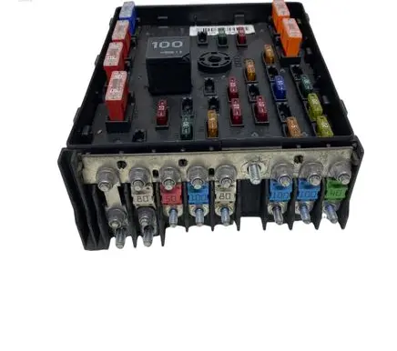 Volkswagen PASSAT B6 Fuse module 3C0937125 63592777