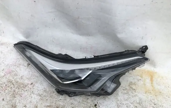 Toyota C-HR I Headlight/headlamp 