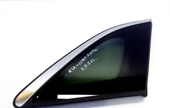 Rear side window