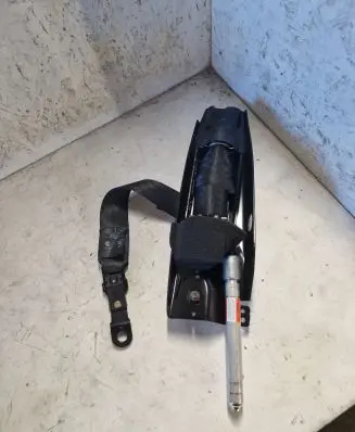 Volvo V70 Front seatbelt 624132300A
