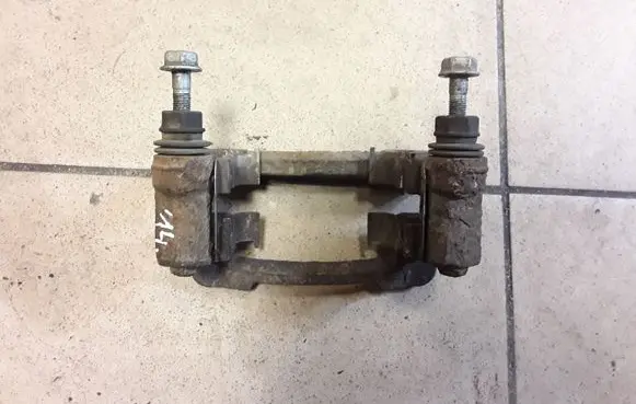 KIA Sportage Brake caliper pad carrier rear NOCODE