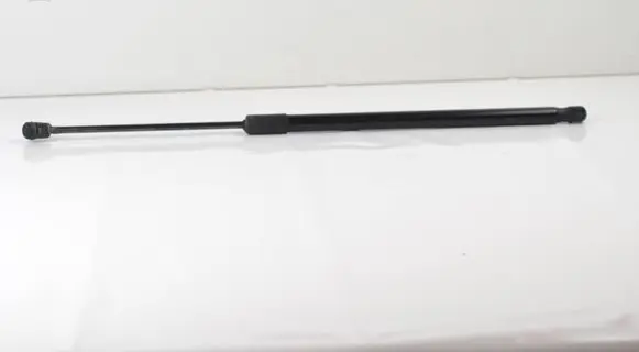 Volkswagen PASSAT B8 Tailgate/trunk strut/damper 3G9827550B 07716BD36 5370560600N
