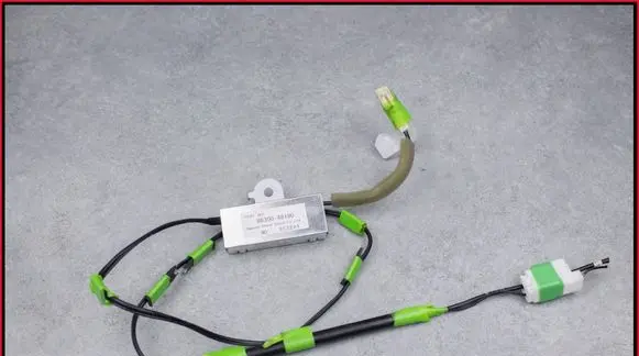 Lexus RX 330 - 350 - 400H Aerial antenna filter 8630048190