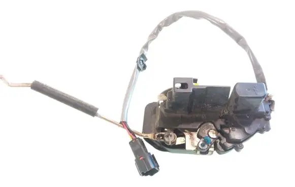 KIA Carens I Front door lock