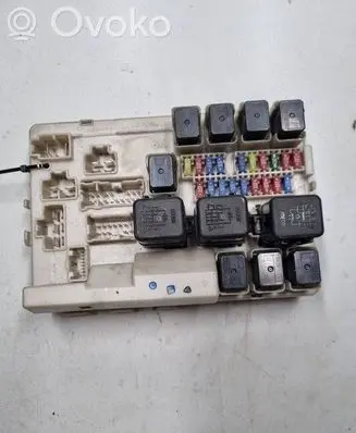 Nissan Murano Z50 Fuse module 284B7CD71A