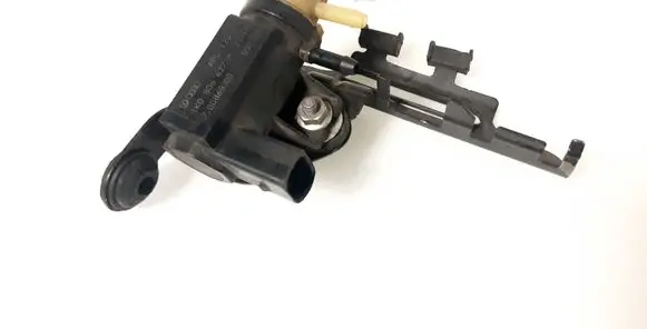 Volkswagen PASSAT CC Turbo solenoid valve 1K0906627A