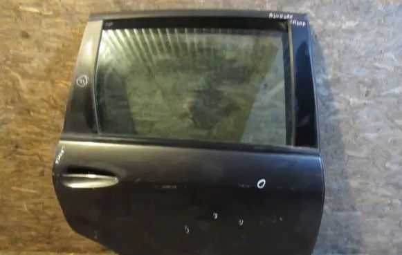 Fiat Croma Rear door
