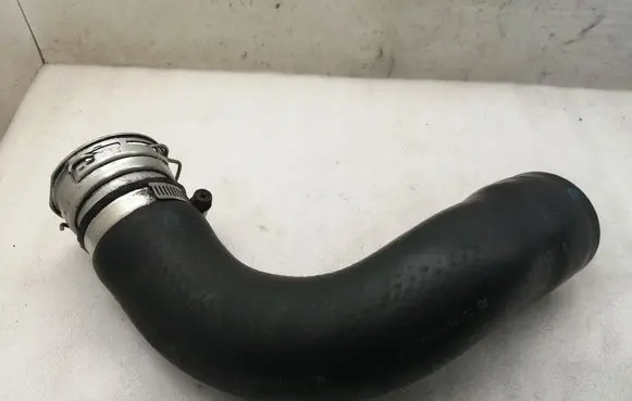 Toyota Avensis T250 Intercooler hose/pipe 1734326023