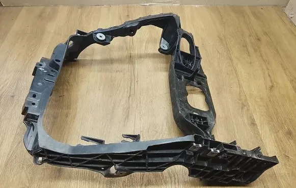 Porsche Macan (95B) Side radiator support slam panel 95B805594