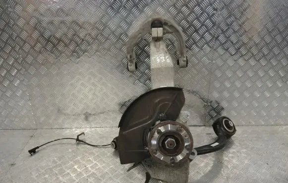 Land Rover Range Rover Sport L494 Front wheel hub spindle knuckle Zwrotnica37