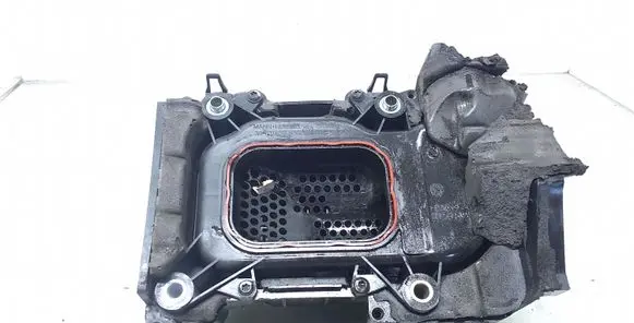 Volkswagen Golf V Intake resonator 03C103502K 03C145650B 3981030939