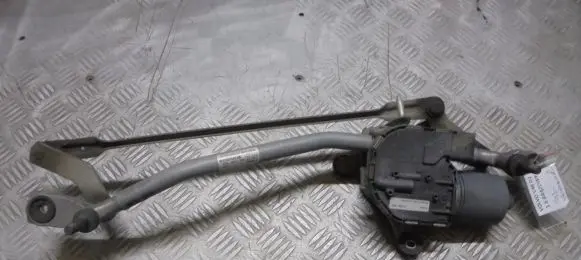 Front wiper linkage