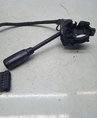 Mercedes-Benz E W124 Wiper control stalk 7701686