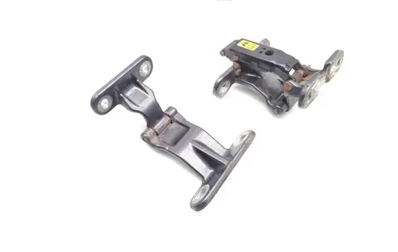 Ford Courier Loading door hinge set ET76A42982BF