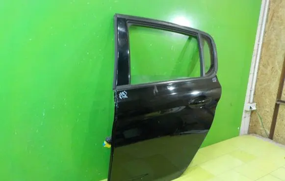 Peugeot 308 Rear door XP183