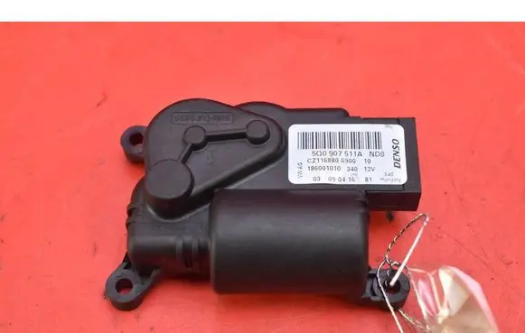 Volkswagen PASSAT CC Air flap motor/actuator 5Q0907511A