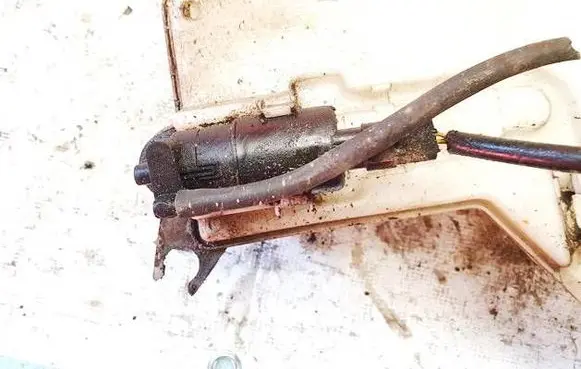 Peugeot 407 Windscreen/windshield washer pump