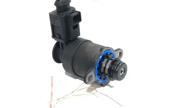Volkswagen Caddy Fuel pressure regulator 0928400768