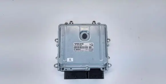 Volvo S80 Engine control unit/module P31303388 0281015286
