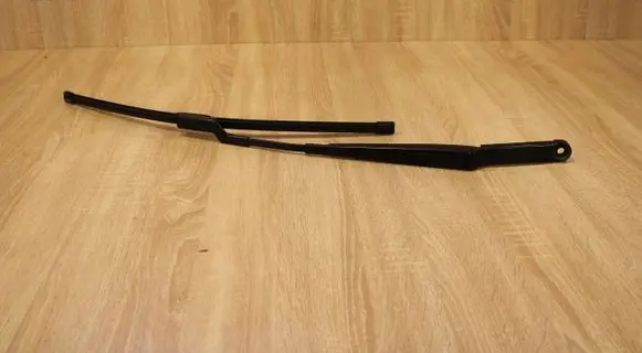 Opel Meriva A Front wiper blade arm