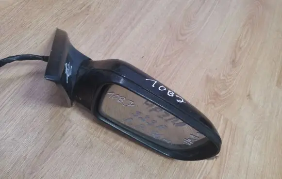 Mazda 323 F Front door electric wing mirror 013239 020002