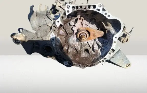 Toyota Avensis T250 Manual 5 speed gearbox 