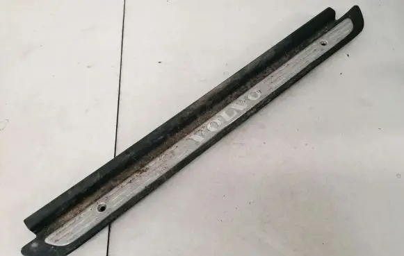 Volvo S40, V40 Front sill trim cover c230818425 c330818429