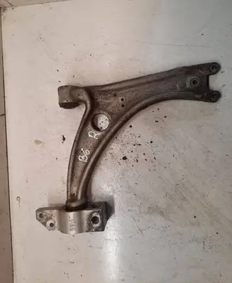 Volkswagen PASSAT B6 Front lower control arm/wishbone 3C0199231D 3019534