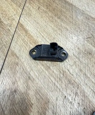 Mercedes-Benz S W220 Airbag deployment crash/impact sensor 0015428018