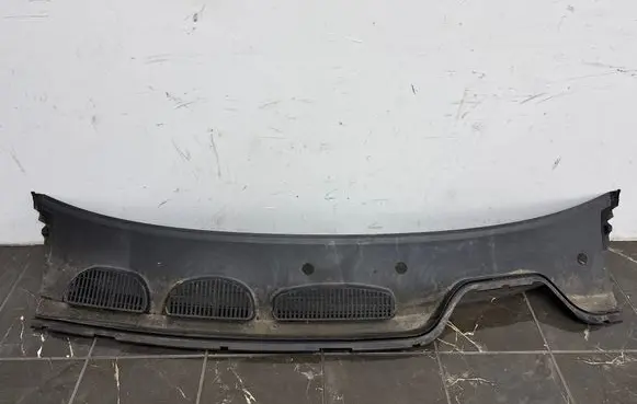 Ford C-MAX I Wiper trim 3M51R02216