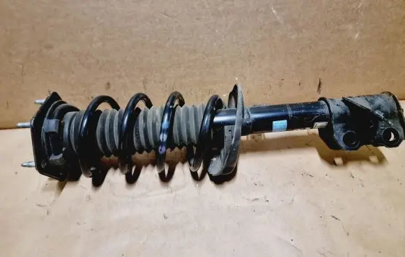 Honda CR-V Front shock absorber with coil spring 51611T1VE02 51401T1VE22