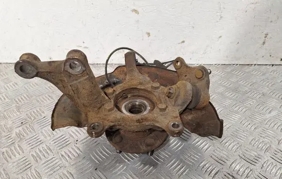 Toyota Verso Front wheel hub 4355002020 8954202061