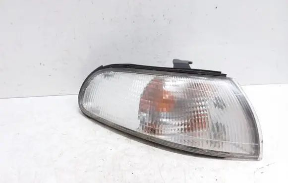Mazda 626 Front indicator light 21061612