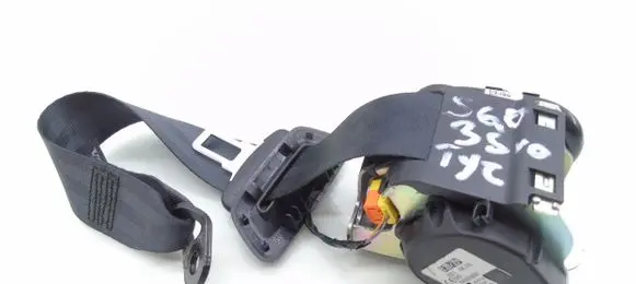 Volvo S60 Front seatbelt 31462770