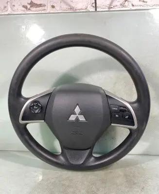 Mitsubishi Outlander Steering wheel 