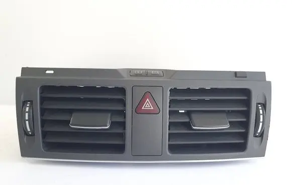 Mercedes-Benz C W204 Dash center air vent grill A2048307454