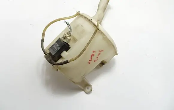 Toyota Yaris Verso Windshield washer fluid reservoir/tank 060851017