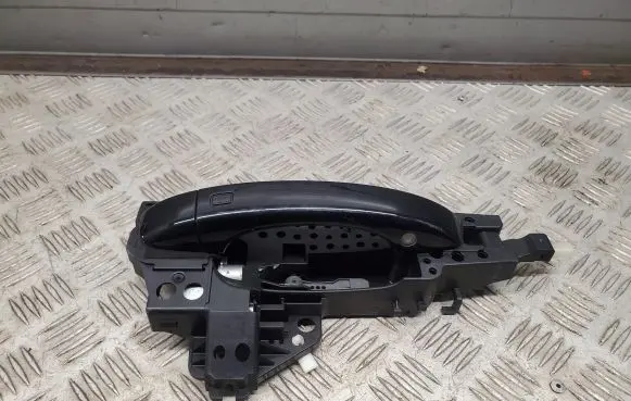 Audi A8 S8 D4 4H Rear door exterior handle 4H0839886