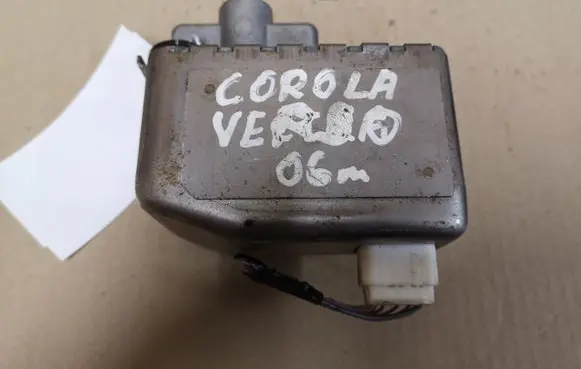 Toyota Corolla Verso AR10 Steering wheel lock 899980F01 450200F1
