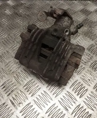 Opel Zafira A Rear brake caliper