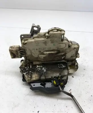 Audi A3 S3 A3 Sportback 8P Front door lock 4F1837015