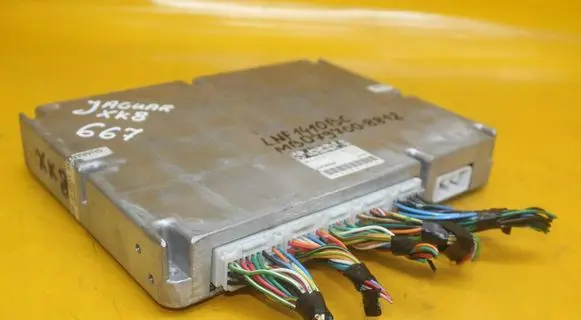 Jaguar XJ X351 Engine control unit/module ECU LNF1410BC