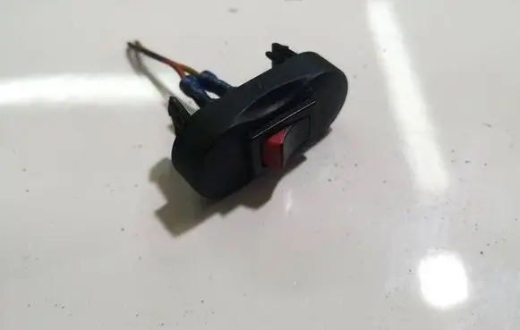 Dacia Sandero Other switches/knobs/shifts 