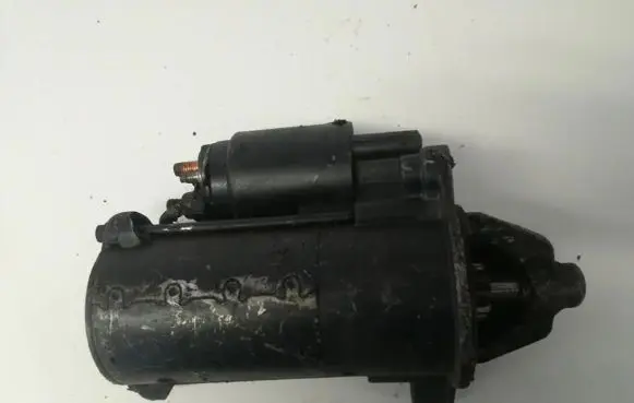 Ford Mondeo MK II Starter motor f6ru11131ba f6ru-11131-ba