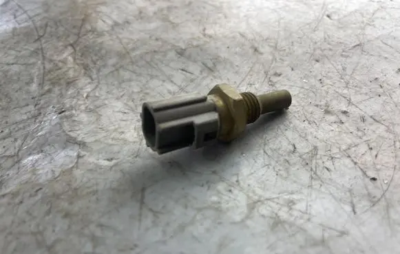 Coolant temperature sensor