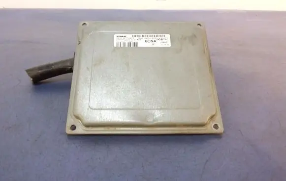 Ford Focus Engine control unit/module ECU 7M51-12A650-AZA