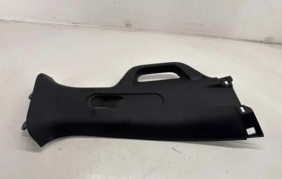 Dodge RAM (B) pillar trim (top) 6DQ04TRMAG