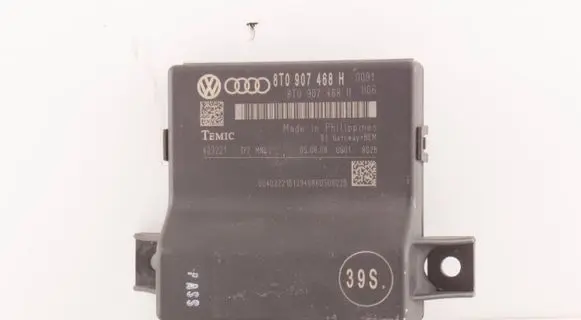 Audi A4 S4 B8 8K Gateway control module 8T0907468H